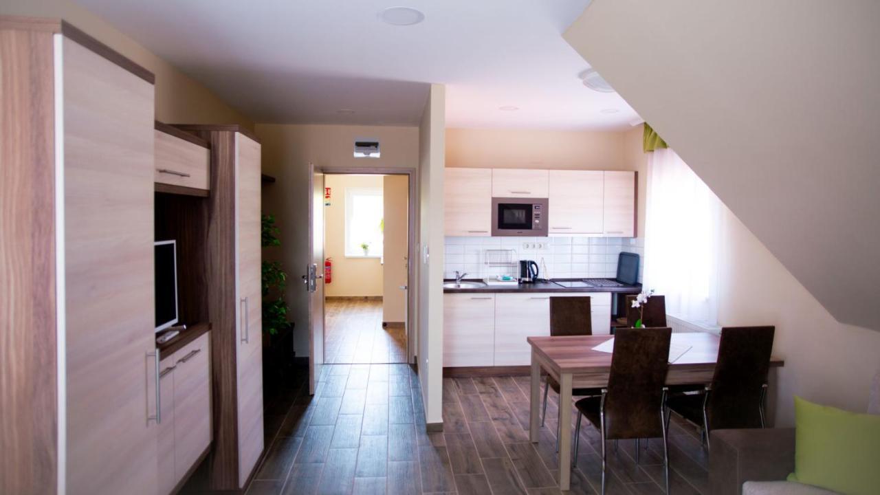 Irany Colorado Apartman Bed & Breakfast Nyiregyhaza Luaran gambar